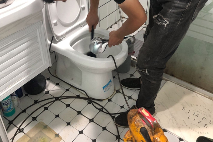 什运乡马桶堵塞自己疏通还是找师傅?专业上门服务让你省时更省心