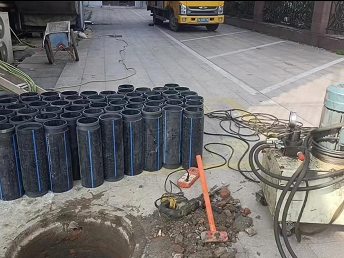 什运乡PE置换管厂家 DN315置换管 非开挖管短管置换